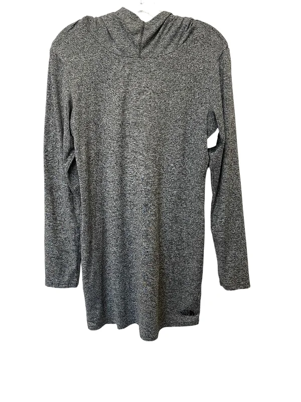 Men's Hoodies for SnowboardingAthletic Sweatshirt Hoodie By The North Face In Grey, Size: M Men's Hoodies for SnowboardingAthletic Sweatshirt Hoodie By The North Face In Grey, Size: M