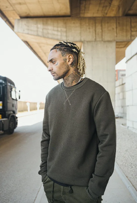 Colorful Straw HatsCrewneck Sweater