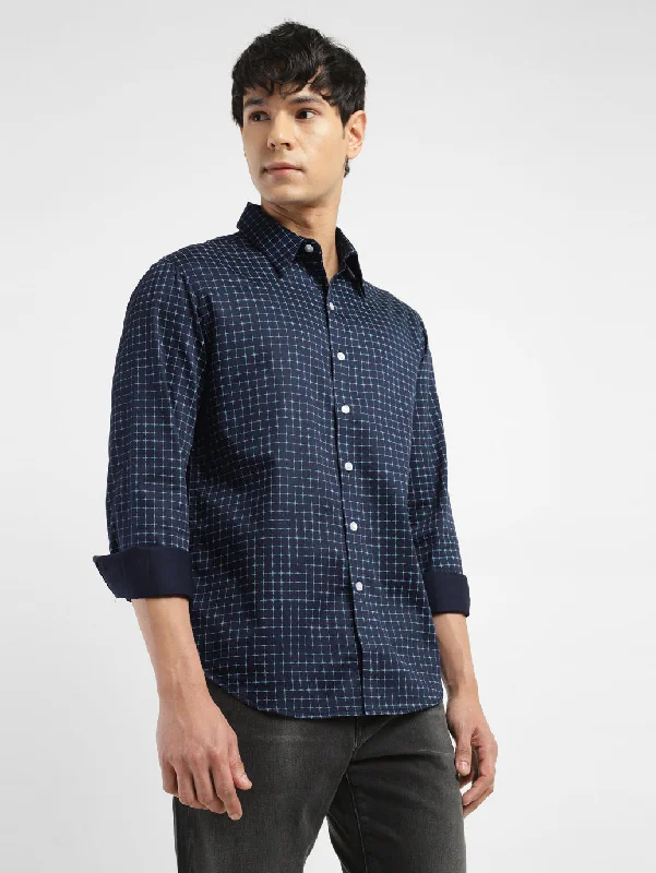 Men's Custom-Fit Shirts for a Personalized LookMen's Checkered Spread Collar Shirt