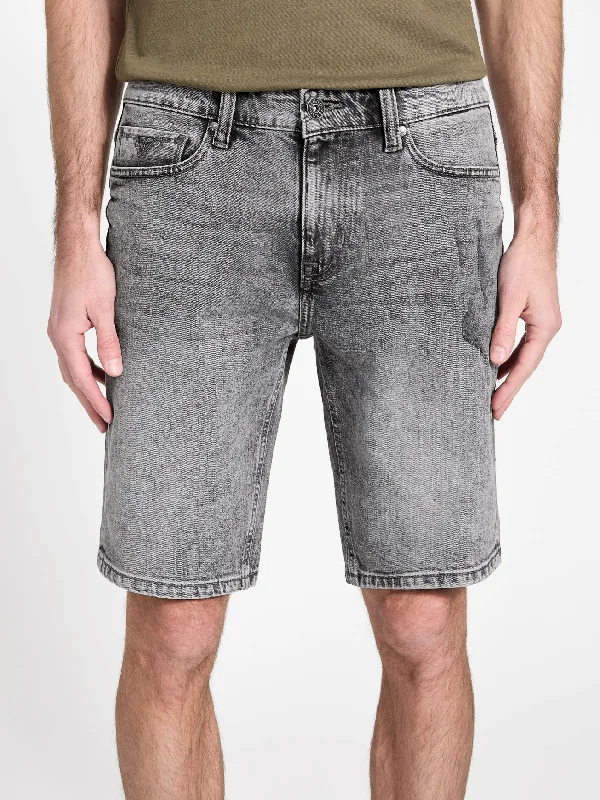 Weather-Adaptive Men's ShortsBurton Distressed Denim Shorts