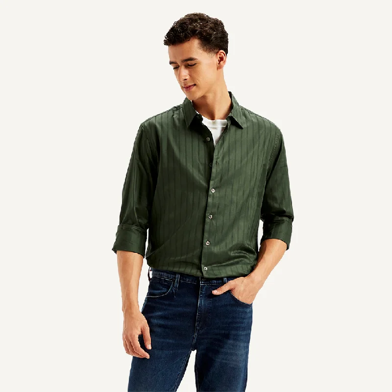 Casual Men's Button-Down ShirtsMen's Self Design Slim Fit Shirt