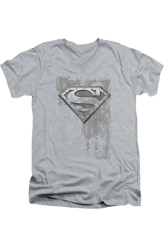 Men's Shirts with Ruffled HemlinesSuperman Riveted Metal Short Sleeve Adult V Neck Tee / T-Shirt Men's Shirts with Ruffled HemlinesSuperman Riveted Metal Short Sleeve Adult V Neck Tee / T-Shirt