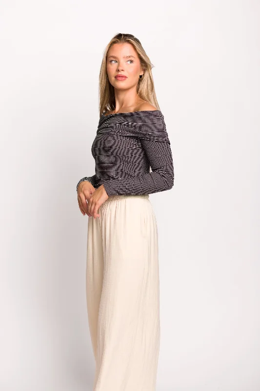 Men's Sweaters with Set-In SleevesRowena Knit Top in Black/White Stripe