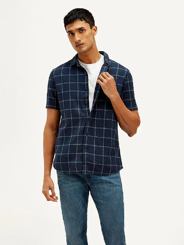 Men's Camouflage Shirts for an Outdoor AppealMen's Checkered Slim Fit Linen Shirt