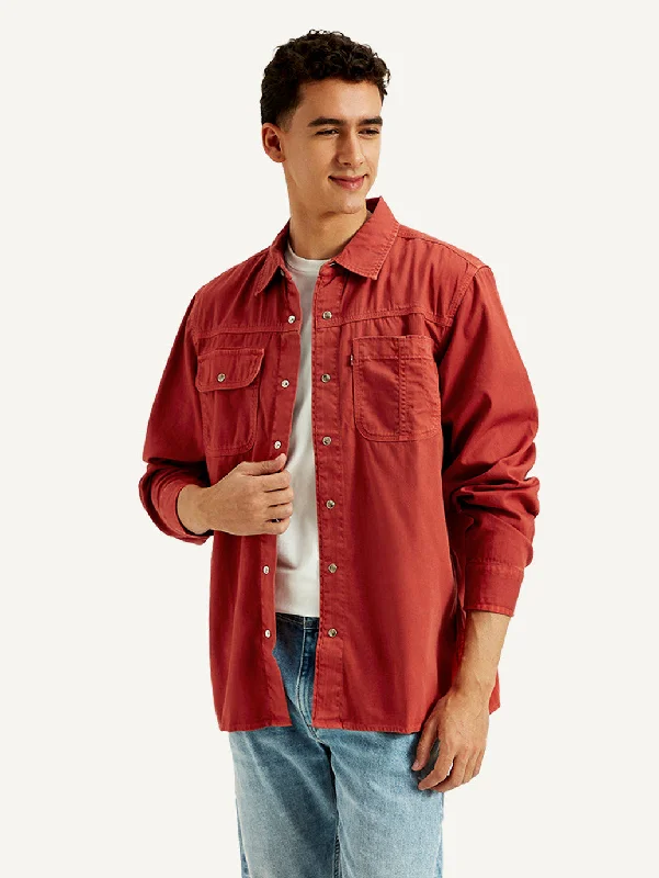 Men's Wingtip-Collar Shirts for a Classic TouchMen's Solid Spread Collar Shirt