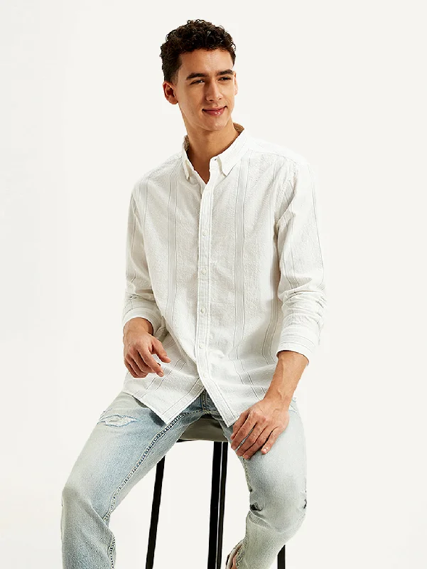 Men's Bold-Color Shirts for a Statement PieceMen's Striped Slim Fit Shirt