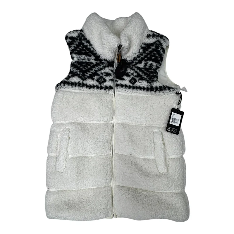 Men's Coats with Military InfluenceVest Faux Fur & Sherpa By P.J.SALVAGE In Multi-colored, Size: Xs Men's Coats with Military InfluenceVest Faux Fur & Sherpa By P.J.SALVAGE In Multi-colored, Size: Xs