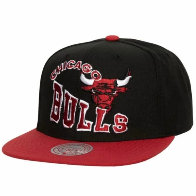 Oversized Bucket HatsMitchell & Ness NBA Chicago Bulls Crooked Path Snapback (Black) Oversized Bucket HatsMitchell & Ness NBA Chicago Bulls Crooked Path Snapback (Black)