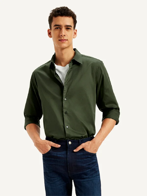 Men's Breathable Shirts for Warm ClimatesMen's Solid Slim Fit Shirt