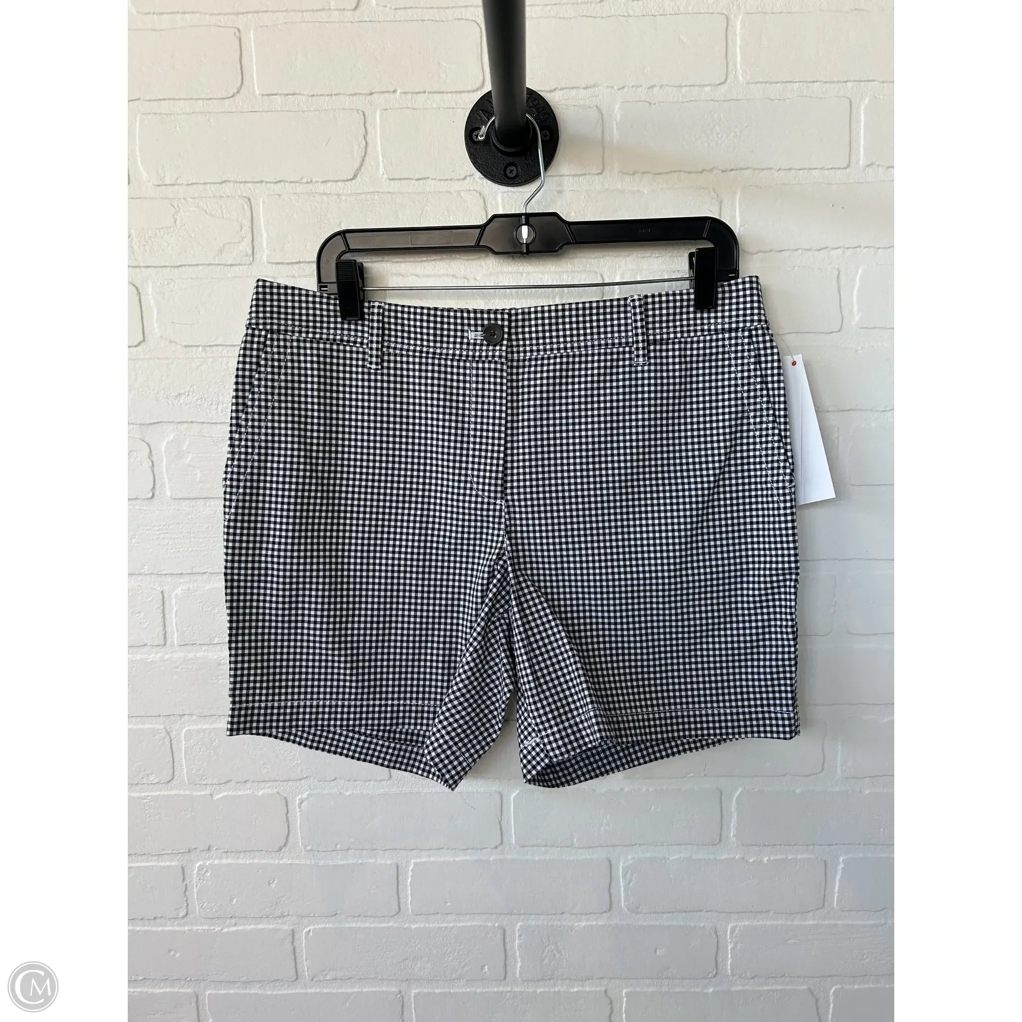 Men's Casual Short Pants for Relaxation and LoungingShorts By Talbots In Black & White, Size: 10p Men's Casual Short Pants for Relaxation and LoungingShorts By Talbots In Black & White, Size: 10p