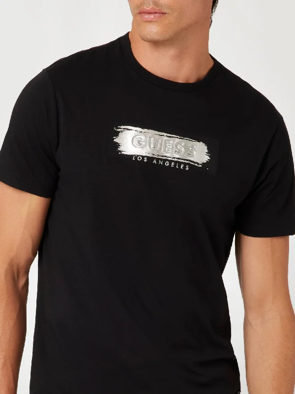 Men's Shirts with Embellished HemlinesGUESS METALIC LOGO T-SHIRT -BLACK