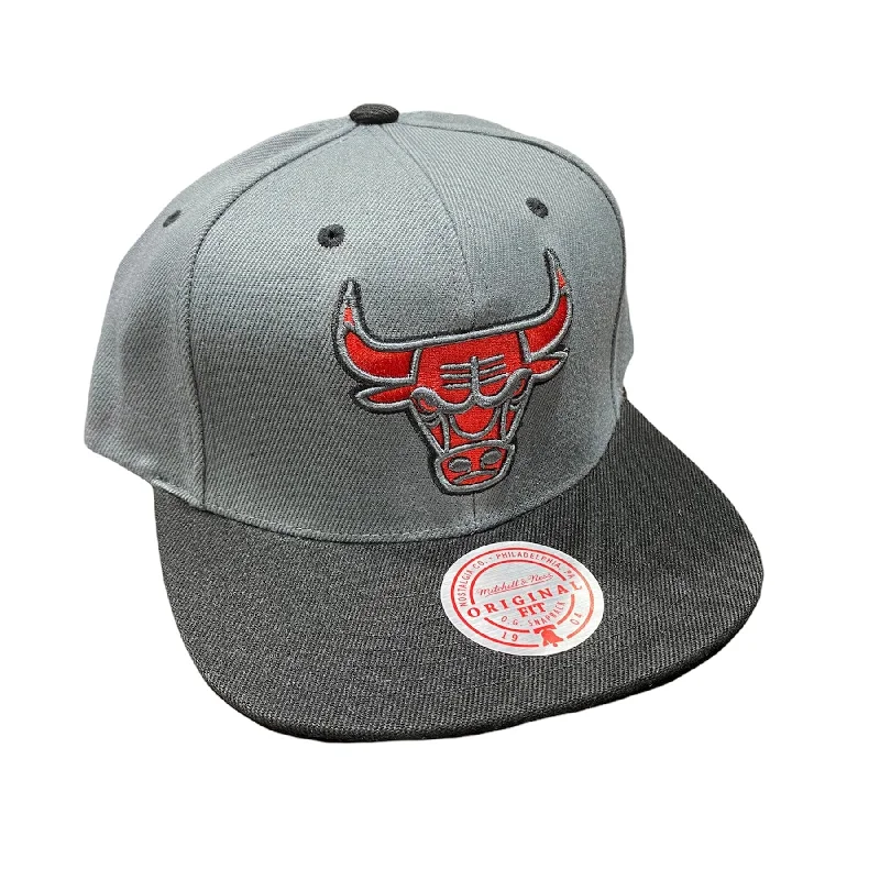 Summer Bucket CapsMitchell & Ness Nba Chicago Bulls Reload Snapback (Grey/Black)