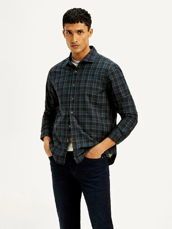 Men's Wrinkle-Free Shirts for Easy CareMen's Checkered Slim Fit Shirt