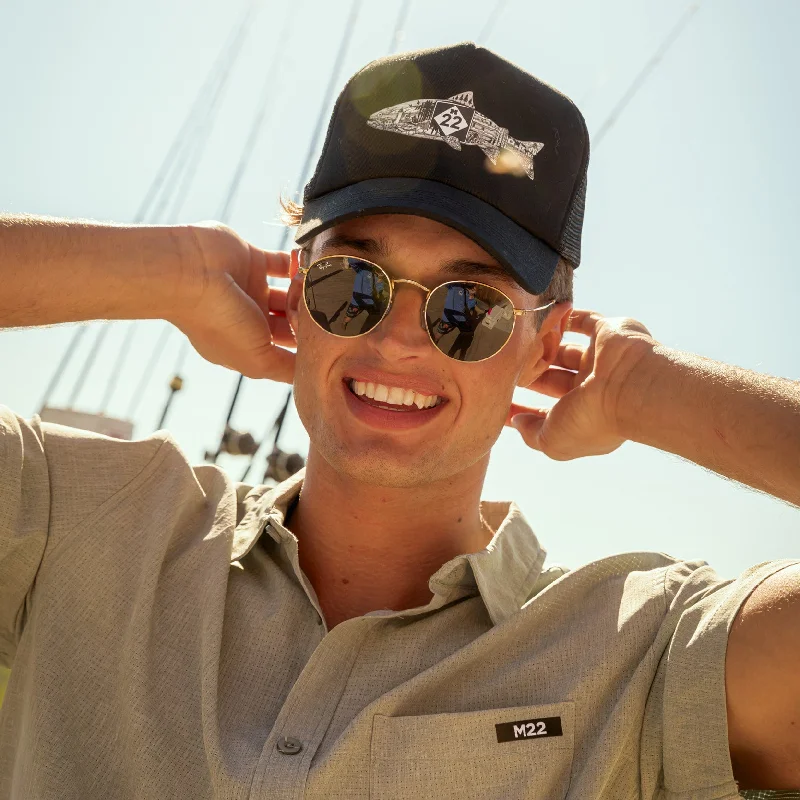 Plain Beanie CapsFISH LINE-ART TRUCKER HAT