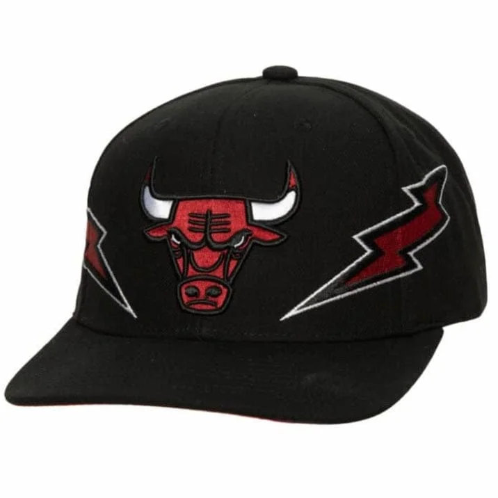Girls' Beanie HatsMitchell & Ness NBA Chicago Bulls Double Trouble Snapback (Black)