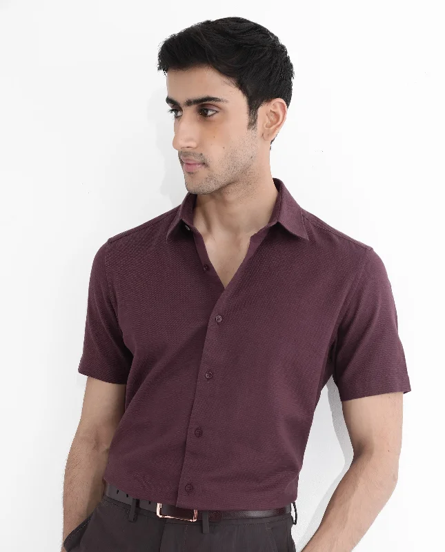Men's Checked Short-Sleeve Shirts for Summer FunRare Rabbit Men's Matto-1 Maroon Cotton Fabric Short Sleeve Regular Fit Self Stripe Dobby Shirt Men's Checked Short-Sleeve Shirts for Summer FunRare Rabbit Men's Matto-1 Maroon Cotton Fabric Short Sleeve Regular Fit Self Stripe Dobby Shirt