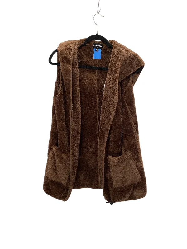 Men's Coats with Stretch FabricVest Faux Fur & Sherpa By Zenana Outfitters In Brown, Size: M Men's Coats with Stretch FabricVest Faux Fur & Sherpa By Zenana Outfitters In Brown, Size: M