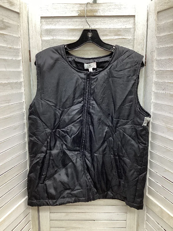Men's Coats for Outdoor ActivitiesVest Puffer & Quilted By Socialite In Black, Size: S Men's Coats for Outdoor ActivitiesVest Puffer & Quilted By Socialite In Black, Size: S