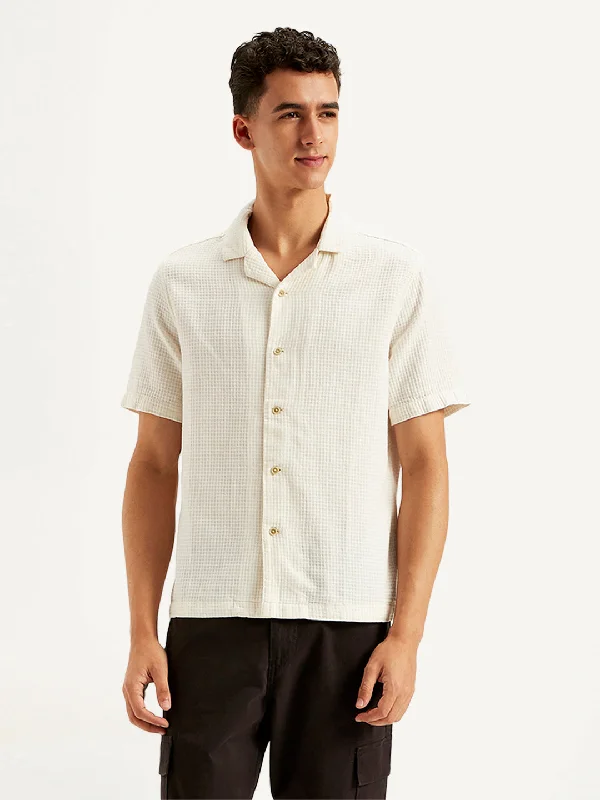 Men's Bold-Color Shirts for a Statement PieceMen's Textured Regular Fit Shirt