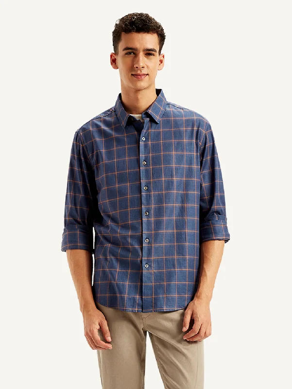 Men's Tailored Shirts for a Sharp AppearanceMen's Checkered Spread Collar Shirt