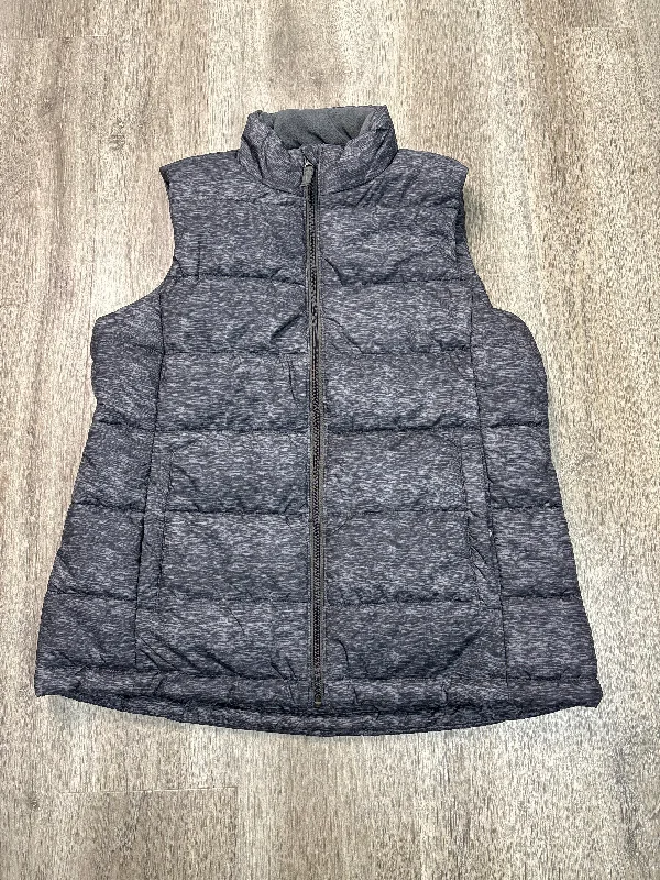 Men's Coats with Adjustable SleevesVest Puffer & Quilted By Amazon Essentials In Grey, Size: M Men's Coats with Adjustable SleevesVest Puffer & Quilted By Amazon Essentials In Grey, Size: M