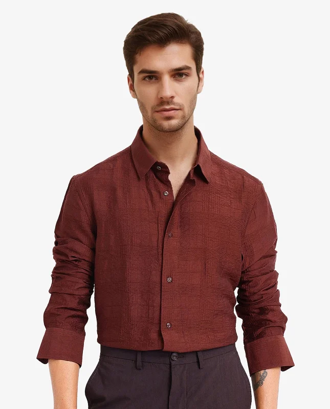 Men's Crew Neck T-Shirts for Everyday WearRare Rabbit Men Vaxon Rust Viscose Nylon Fabric Full Sleeve Regular Fit Self Dobby Check Shirt Men's Crew Neck T-Shirts for Everyday WearRare Rabbit Men Vaxon Rust Viscose Nylon Fabric Full Sleeve Regular Fit Self Dobby Check Shirt