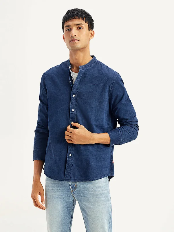 Men's V-Neck T-Shirts for a Flattering ShapeMen's Solid Regular Fit Shirt