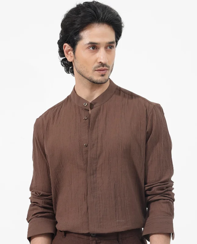Men's Oxford Shirts for a Preppy StyleRare Rabbit Men's Crinkle LS Brown Cotton Fabric Mandarin Collar Full Sleeves Solid Crinkle Effect Solid Shirt Men's Oxford Shirts for a Preppy StyleRare Rabbit Men's Crinkle LS Brown Cotton Fabric Mandarin Collar Full Sleeves Solid Crinkle Effect Solid Shirt
