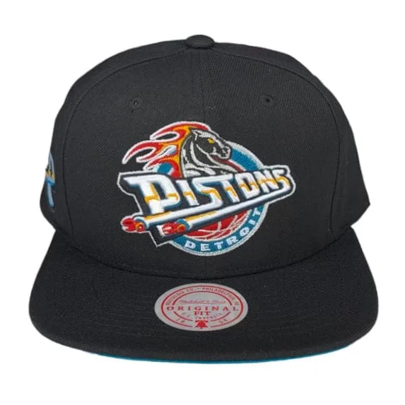Stylish Trucker CapsMitchell & Ness Nba Detroit Pistons Pop Snapback (Black)