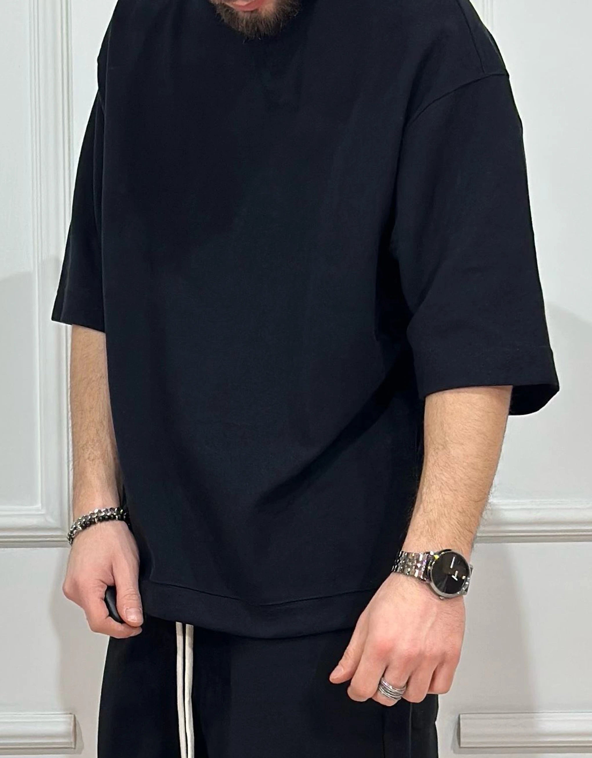 Men's Shirts with Barrel CuffsOversized Tee
