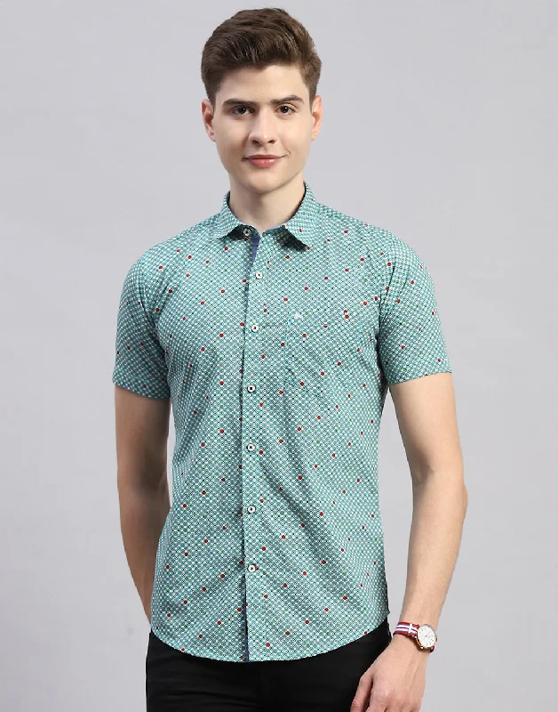 Men Green Check Collar Half Sleeve Shirt