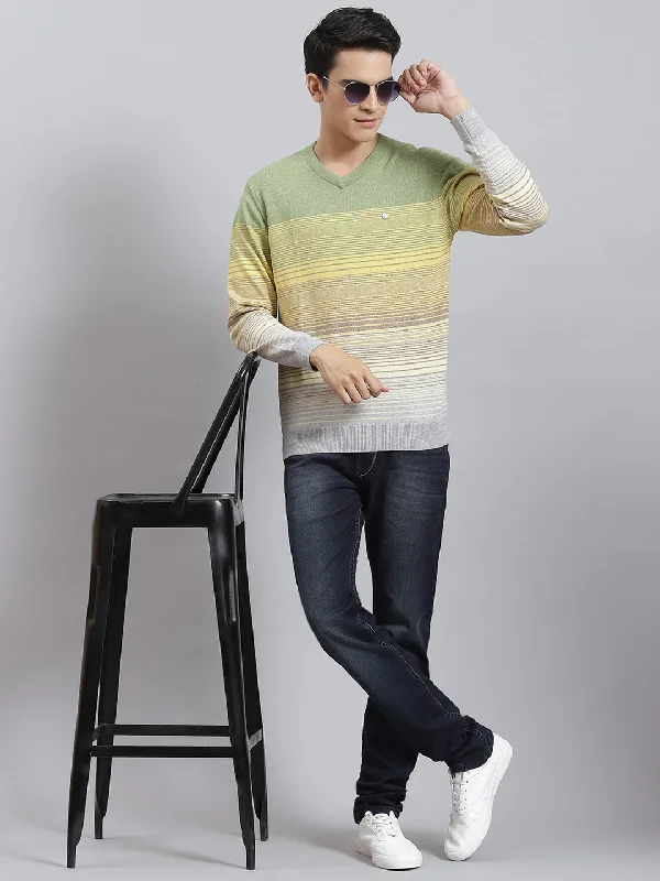 Men Grey Stripe V Neck Full Sleeve Sweaters/Pullovers