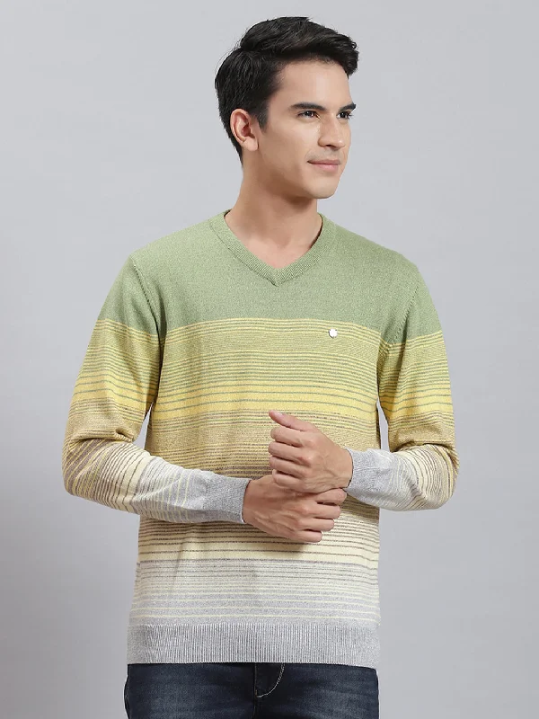 Men Grey Stripe V Neck Full Sleeve Sweaters/Pullovers