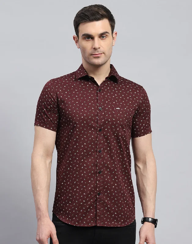 Men Maroon Printed Spread Collar Half Sleeve Shirt