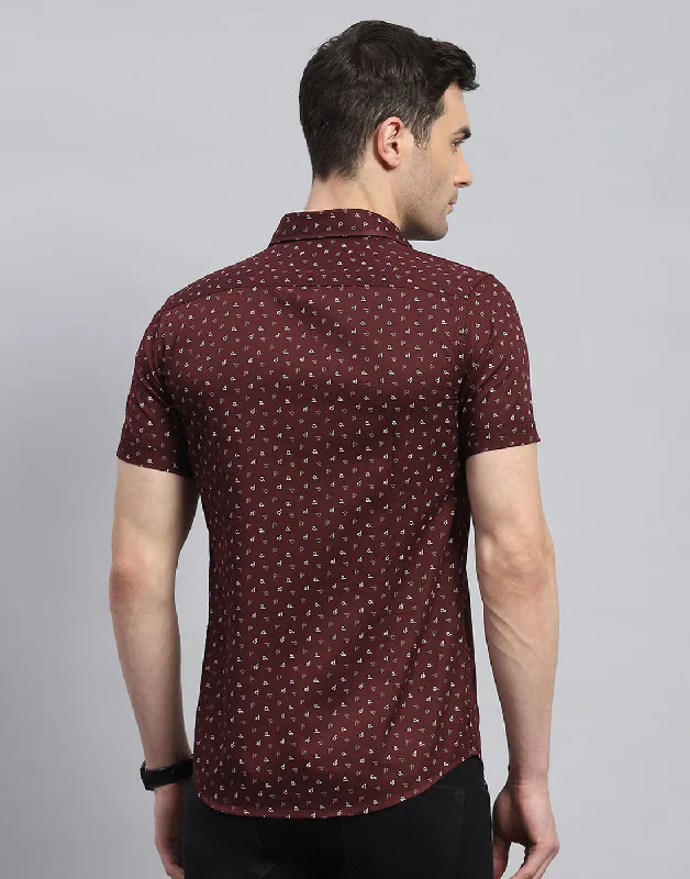 Men Maroon Printed Spread Collar Half Sleeve Shirt