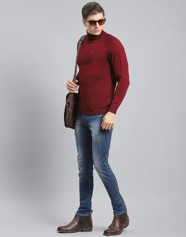 Men Maroon Solid H Neck Full Sleeve Pullover