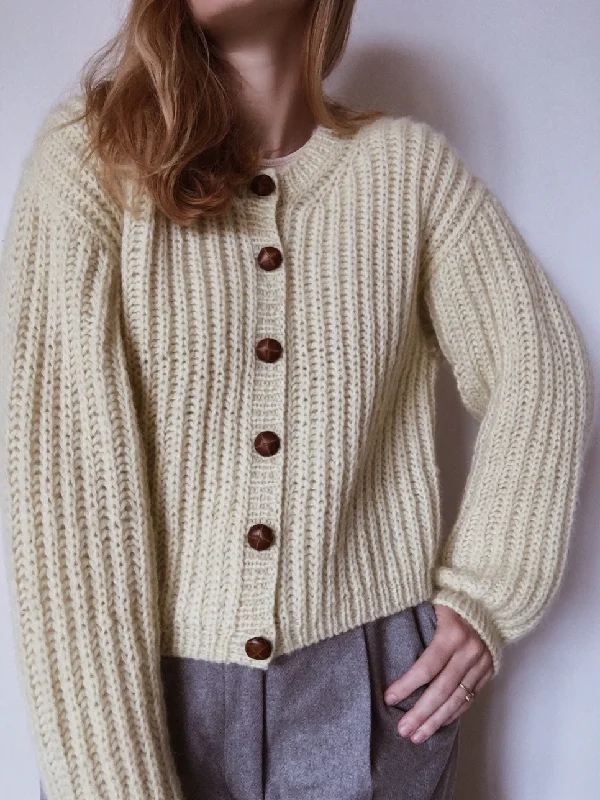 Cardigan No. 5 - DEUTSCH