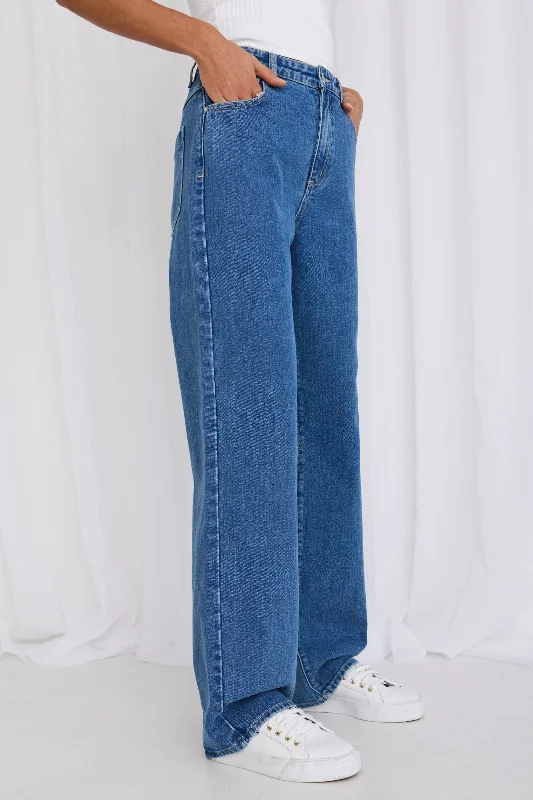 Lilah True Blue High Waist Relaxed Leg Jean