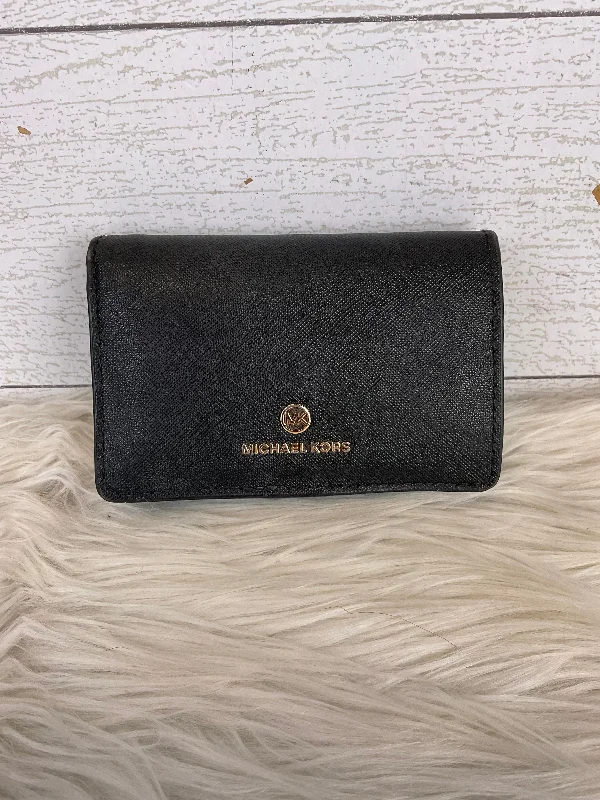 Wallet Designer By Michael Kors  Size: Small